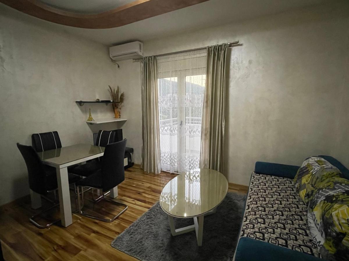 Apartments Zevs 1 Budva Kültér fotó